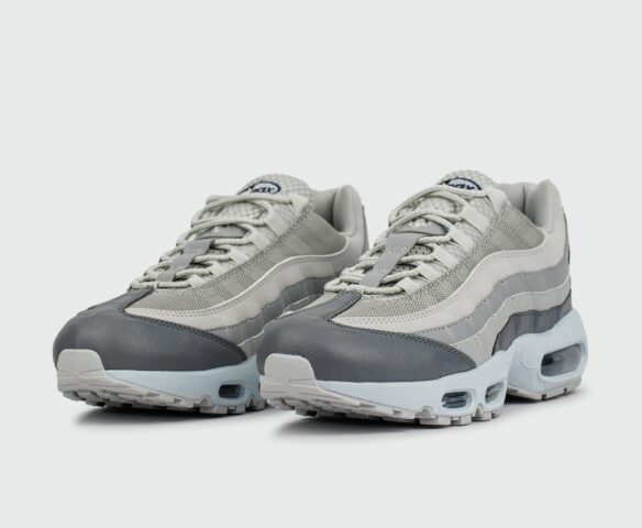 Nike air max 95 velvet trainers in grey hotsell